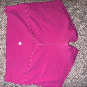 LULULEMONWomen's Pink Shorts